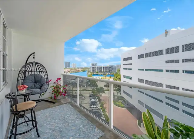 Property at 3725 S Ocean Dr #1015, Hollywood, FL, 33019, 1 bed, 1.5 baths, [object Object]