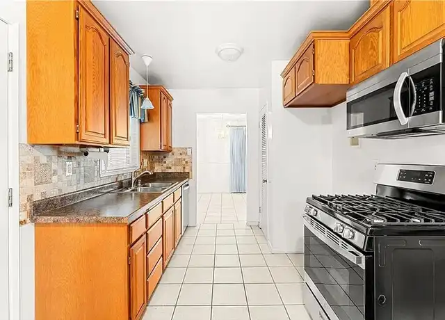 Property at 116 E Campus View Dr, Riverside, CA, 92507, 4 beds, 2 baths, [object Object]
