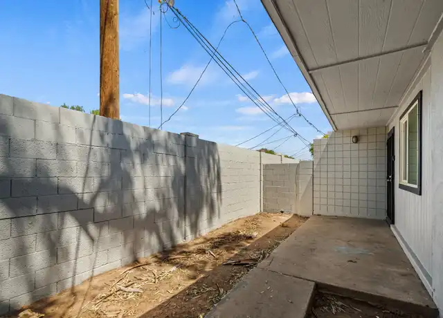 Property at 2038 W Cactus Rd Unit c, Phoenix, AZ, 85029, 2 beds, 1 bath, [object Object]
