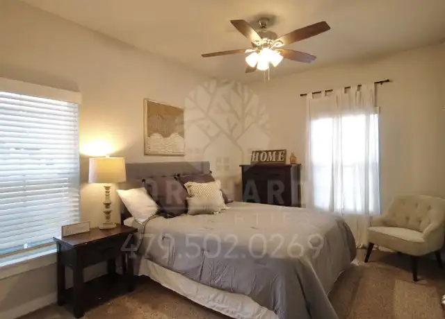Property at 1900 E Brookview Cir Unit 102, Siloam Springs, AR, 72761, 2 beds, 2 baths, [object Object]