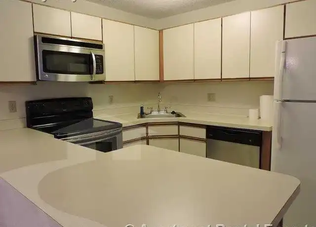 Property at 23 Elm St #207, Somerville, MA, 02143, 2 beds, 2 baths, [object Object]
