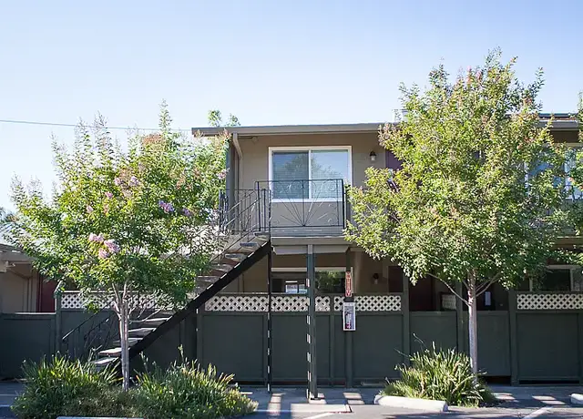Photo of 3390 El Camino Real, Santa Clara, CA 95051