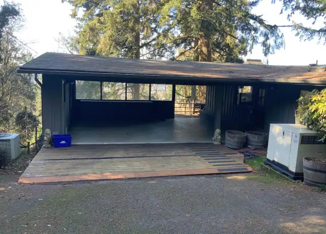 Property at 2598 Cresta de Ruta St, Eugene, OR, 97403, 3 beds, 2 baths, [object Object]