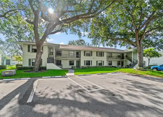 Property at 1001 Sabal Ridge Cir Unit D, Palm Beach Gardens, FL, 33418, 3 beds, 2 baths, [object Object]