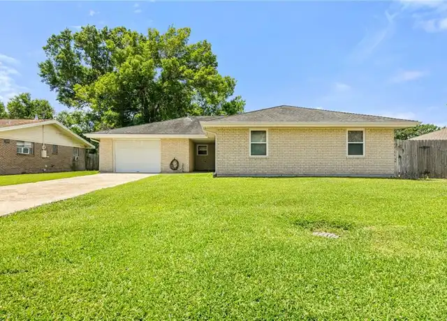 Property at 509 Moncla Ave, Belle Chasse, LA, 70037, 4 beds, 2 baths, [object Object]