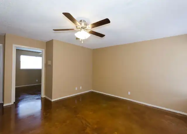 Property at 2909 San Antonio St Unit 4 DOWN, San Angelo, TX, 76901, 1 bed, 1 bath, [object Object]