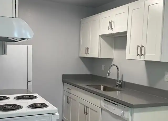 Property at 615 N Orchard St Unit F, Tacoma, WA, 98406, 2 beds, 1 bath, [object Object]