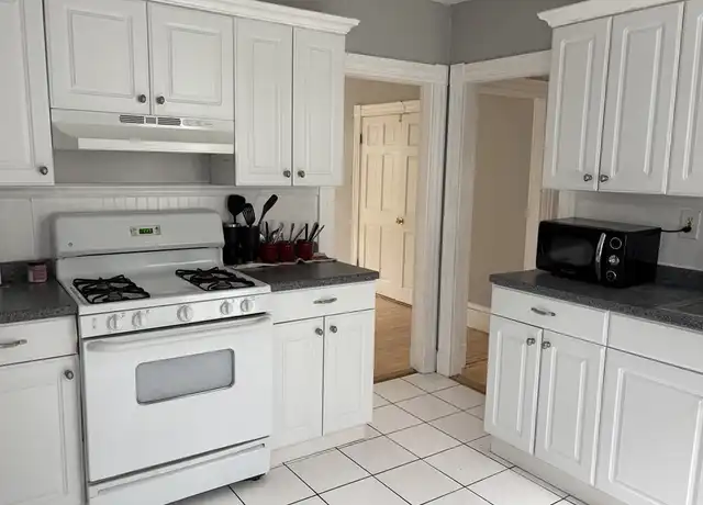 Property at 27 Trull St Unit 2, Somerville, MA, 02145, 5 beds, 2 baths, [object Object]