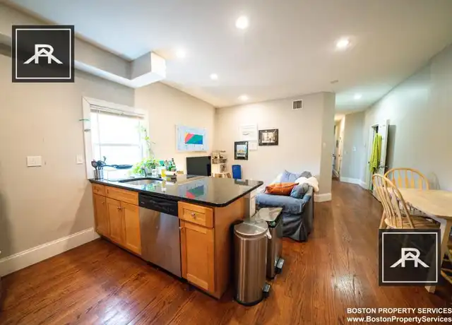 Property at 346 Centre St, Jamaica Plain, MA, 02130, 4 beds, 1 bath, [object Object]