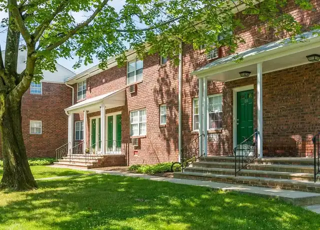 Property at Nottingham Manor - 1 Nottingham Ct, Montvale, NJ, 07645, 2 beds, 1 bath, [object Object]