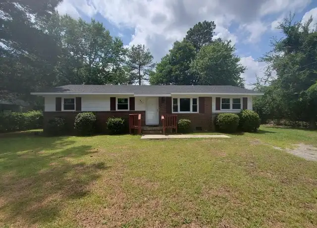 Property at 972 Comet Cir, Fayetteville, NC, 28314, 4 beds, 2 baths, [object Object]