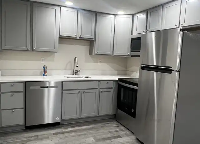 Property at 201 Kathleen Dr Unit 7, New Brighton, PA, 15066, 2 beds, 1 bath, [object Object]