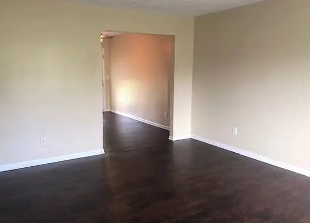 Property at 6505 Shaw Ferry Rd, Lenoir City, TN, 37772, 2 beds, 1.5 baths, [object Object]