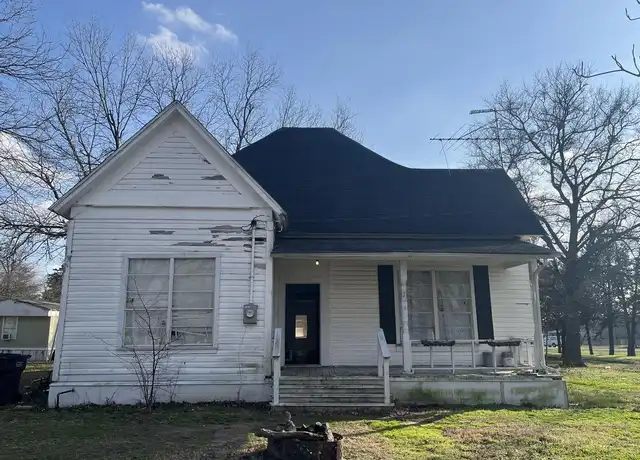 Property at 201 W Kirby, Quinlan, TX, 75474, 3 beds, 1 bath, [object Object]