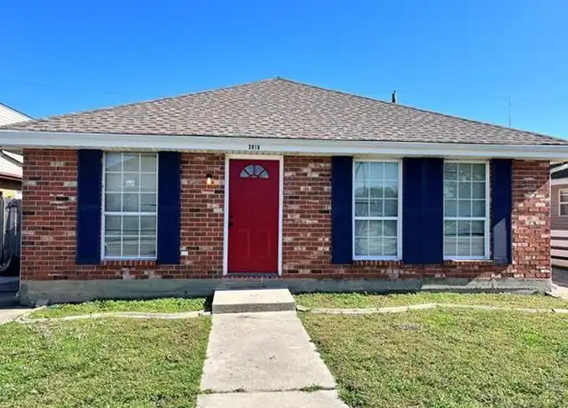 Property at 3917 Jupiter Dr, Chalmette, LA, 70043, 3 beds, 2 baths, [object Object]
