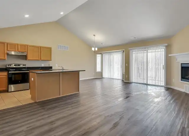 Property at 5593 Stoney Pl S Bldg : 8, Shelby Township, MI, 48316, 2 beds, 2 baths, [object Object]