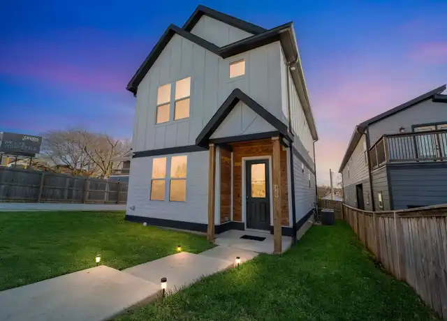 Property at 129 Green St, Nashville, TN, 37210, 3 beds, 2.5 baths, [object Object]