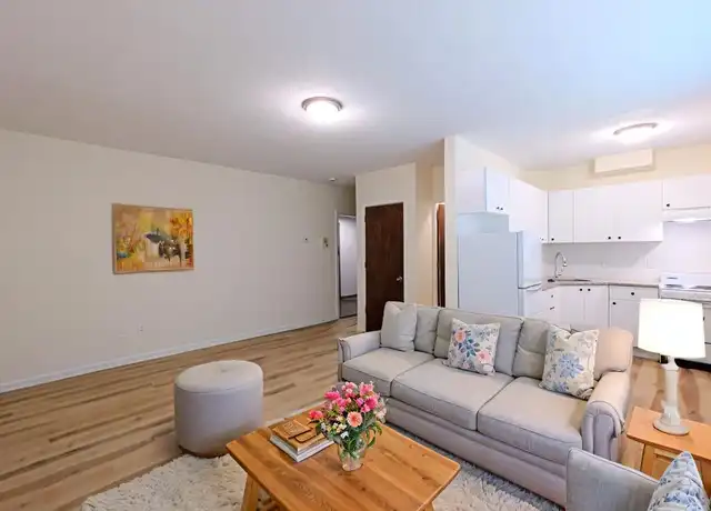 Property at 2018 Commonwealth Ave Unit 1, Brighton, MA, 02135, 1 bed, 1 bath, [object Object]