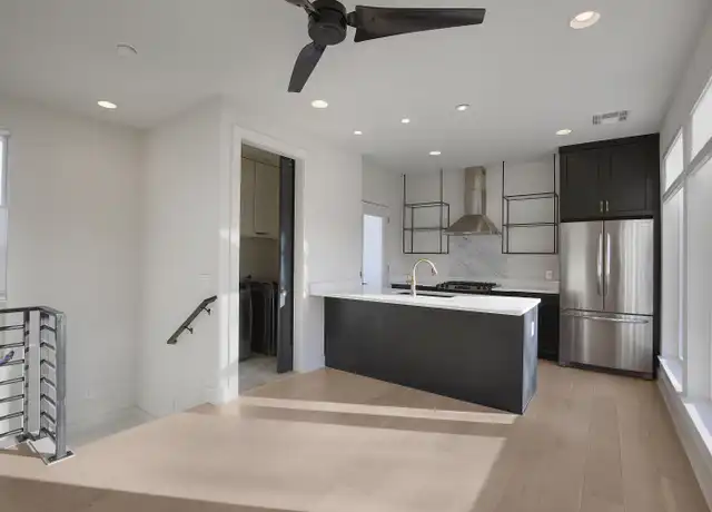 Property at 1708 Perez St Unit B, Austin, TX, 78721, 2 beds, 2 baths, [object Object]
