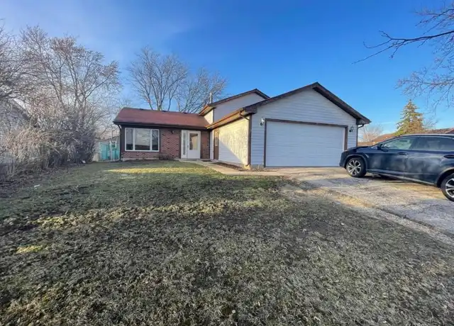 Property at 330 Dean Cir, Bolingbrook, IL, 60440, 3 beds, 2 baths, [object Object]
