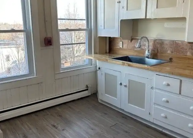 Property at 39 Hill St Unit 201, Biddeford, ME, 04005, 1 bed, 1 bath, [object Object]