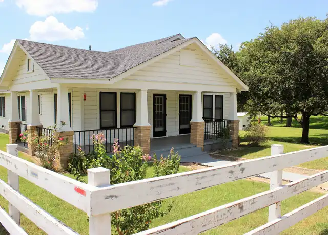 Property at 10301 FM 50, Brenham, TX, 77833, 3 beds, 1 bath, [object Object]