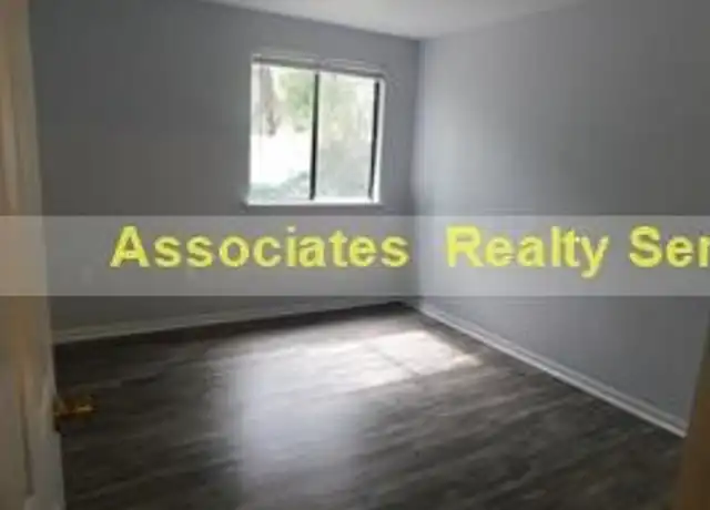 Property at 1404 SW 42nd St Unit B, Gainesville, FL, 32607, 2 beds, 1 bath, [object Object]