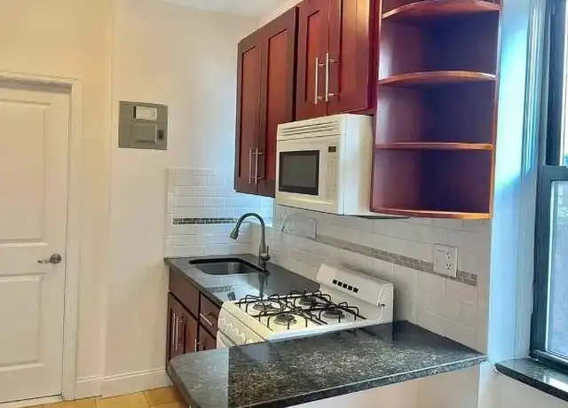 Property at 886 10th Ave, New York, NY, 10019, 1 bed, 1 bath, [object Object]