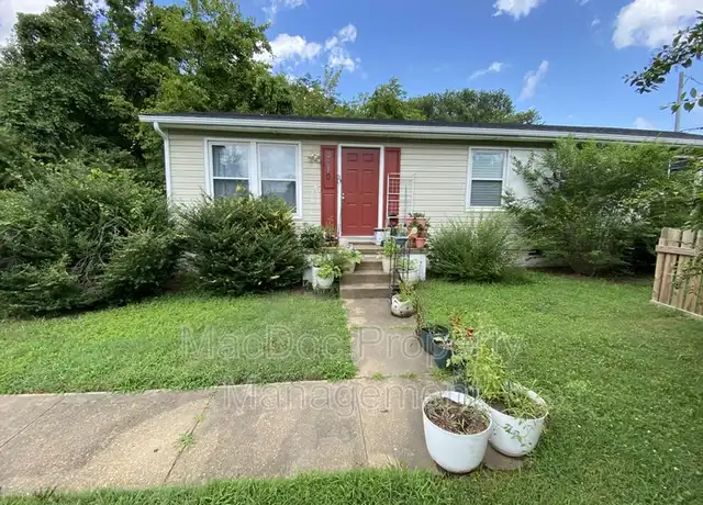 Property at 3310B Lafayette Blvd, Fredericksburg, VA, 22408, 2 beds, 1 bath, [object Object]
