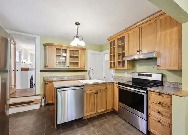Property at 49 Parkway Dr, Stratford, CT, 06614, 3 beds, 1.5 baths, [object Object]