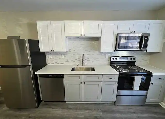 Property at 3910 Bowdens Ferry Rd, Norfolk, VA, 23508, 1 bed, 1 bath, [object Object]