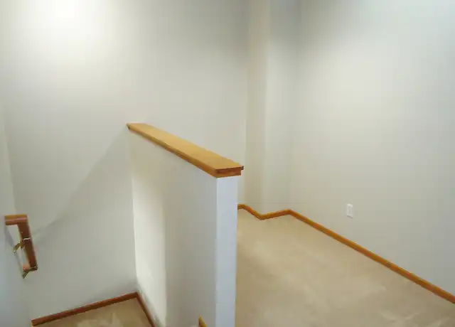 Property at 8497 Cortland Rd, Eden Prairie, MN, 55344, 2 beds, 1.5 baths, [object Object]