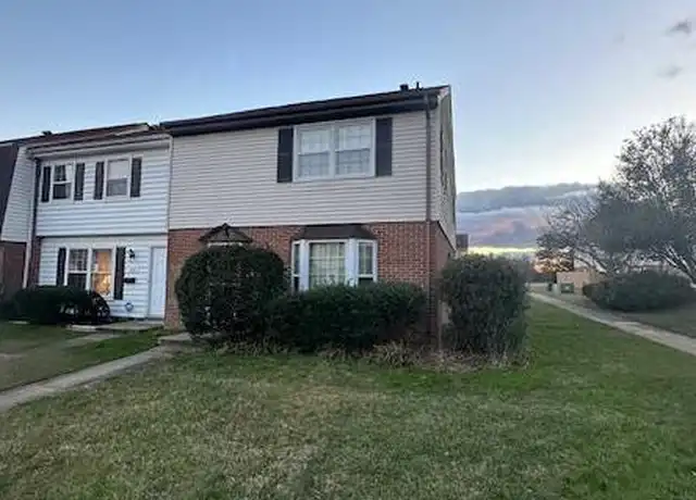 Property at 322 Clay St, Fredericksburg, VA, 22408, 3 beds, 2.5 baths, [object Object]