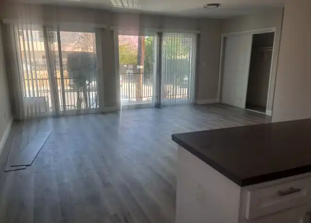 Property at 1333 N Las Palmas Ave Unit 1333 01, Los Angeles, CA, 90028, 1 bed, 1 bath, [object Object]