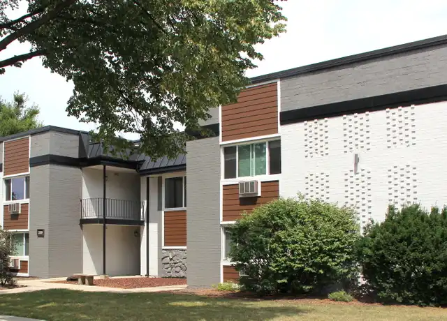 Property at 329 Kimbell Ave Unit 13, Elmhurst, IL, 60126, 1 bed, 1 bath, [object Object]