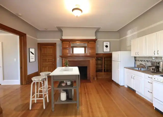Property at 103 Summer St Apt 102, Haverhill, MA, 01830, 1 bed, 1 bath, [object Object]