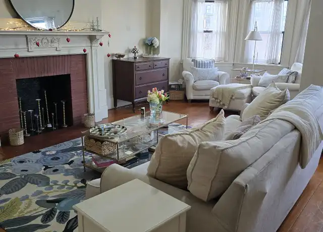 Property at 899 Beacon St Unit 3, Boston, MA, 02215, 2 beds, 1 bath, [object Object]