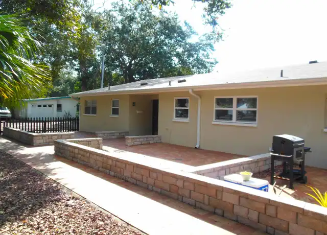 Property at 7100 Dartmouth Ave N Unit 3, St. Petersburg, FL, 33710, 2 beds, 1 bath, [object Object]