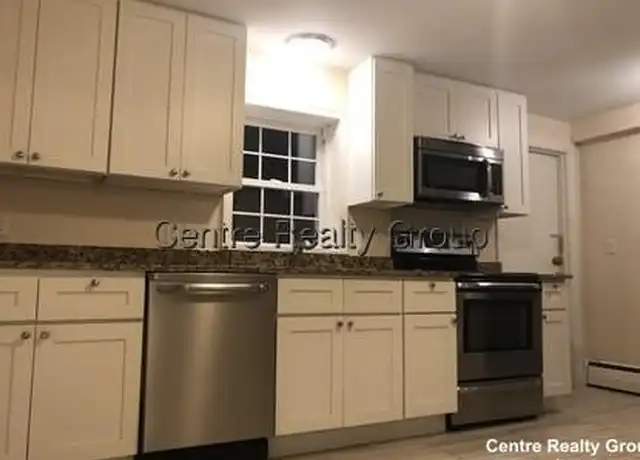 Property at 4833 Washington St, West Roxbury, MA, 02132, 2 beds, 1 bath, [object Object]
