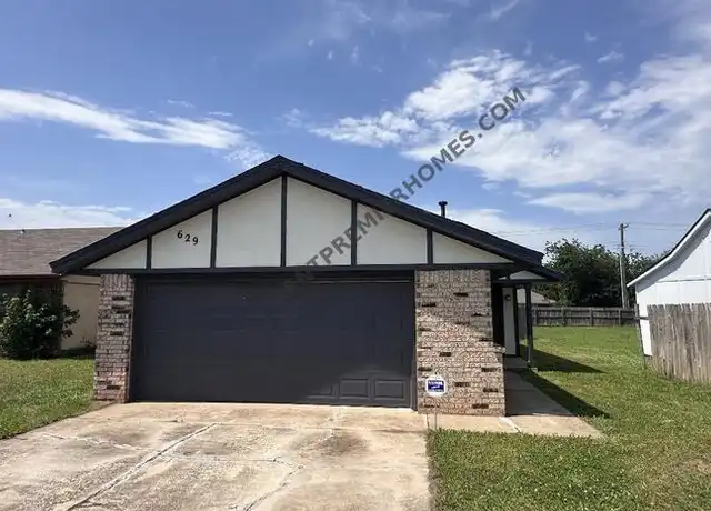 Property at 629 NW 114th St, Oklahoma City, OK, 73114, 2 beds, 1 bath, [object Object]