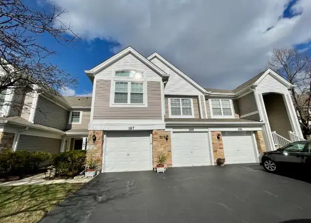 Property at 189 Lenox Ct, Carol Stream, IL, 60188, 2 beds, 1 bath, [object Object]