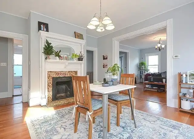 Property at 52 Crescent Ave Unit 2, Malden, MA, 02148, 2 beds, 1 bath, [object Object]