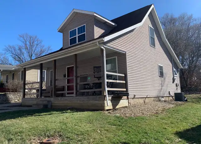 Property at 304 E 17th St, Bloomington, IN, 47408, 3 beds, 3.5 baths, [object Object]