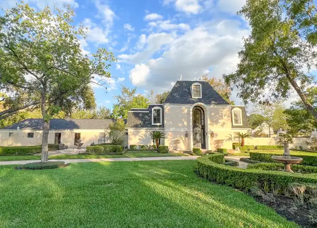 Property at 372 Robbins Dr, Houston, TX, 77024, 5 beds, 4 baths, [object Object]