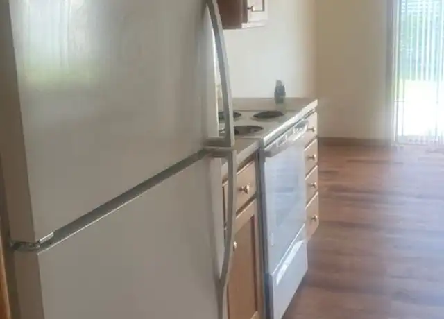 Property at 1702 8th St NE Unit 1, Staples, MN, 56479, 2 beds, 1 bath, [object Object]
