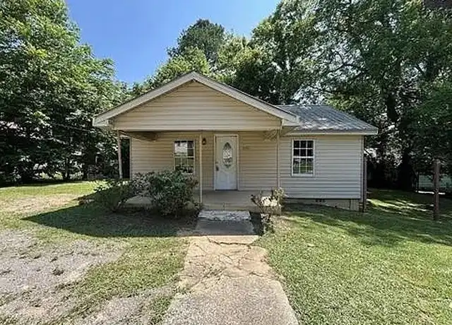 Property at 505 W Lake Dr, Bessemer, AL, 35020, 3 beds, 1 bath, [object Object]