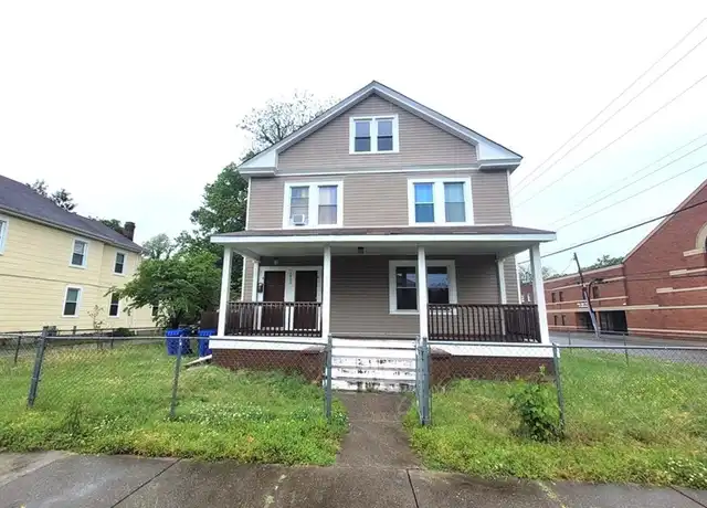 Property at 1900 Lansing Ave Unit B, Portsmouth, VA, 23704, 2 beds, 1 bath, [object Object]