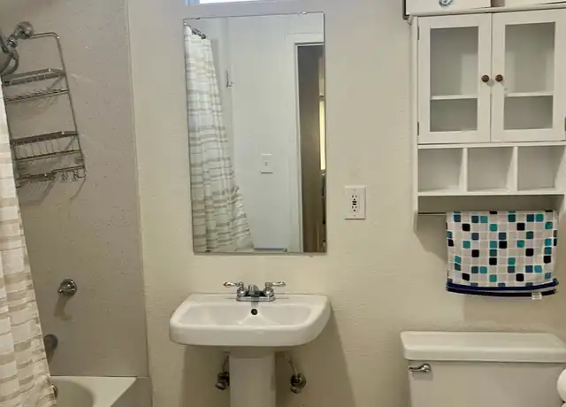 Property at 1310 Wall St, Tracy, CA, 95376, 1 bed, 1 bath, [object Object]