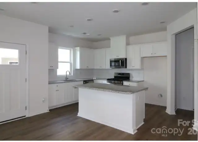 Property at 1922 Highland Park Dr, Charlotte, NC, 28269, 3 beds, 2.5 baths, [object Object]