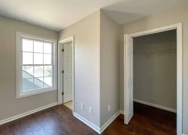 Property at 100 Rotunda Cir, Asheville, NC, 28806, 2 beds, 2.5 baths, [object Object]